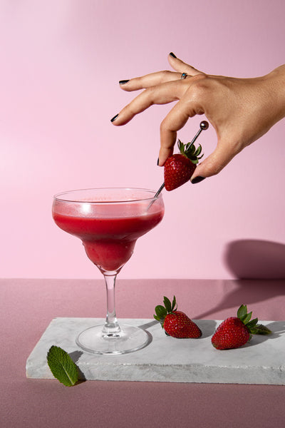 Christmas cocktail garnishes to try